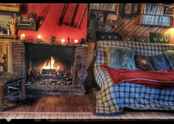 Formidable Chalet Authentique Sur La Place D\'Auron