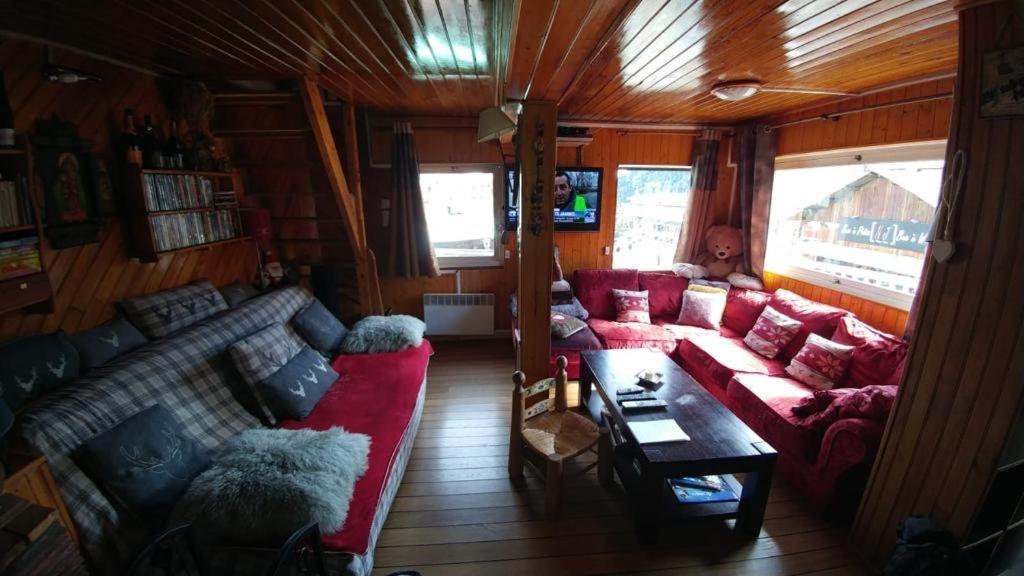 Formidable Authentique Sur La Place D'auron Chalet Auron